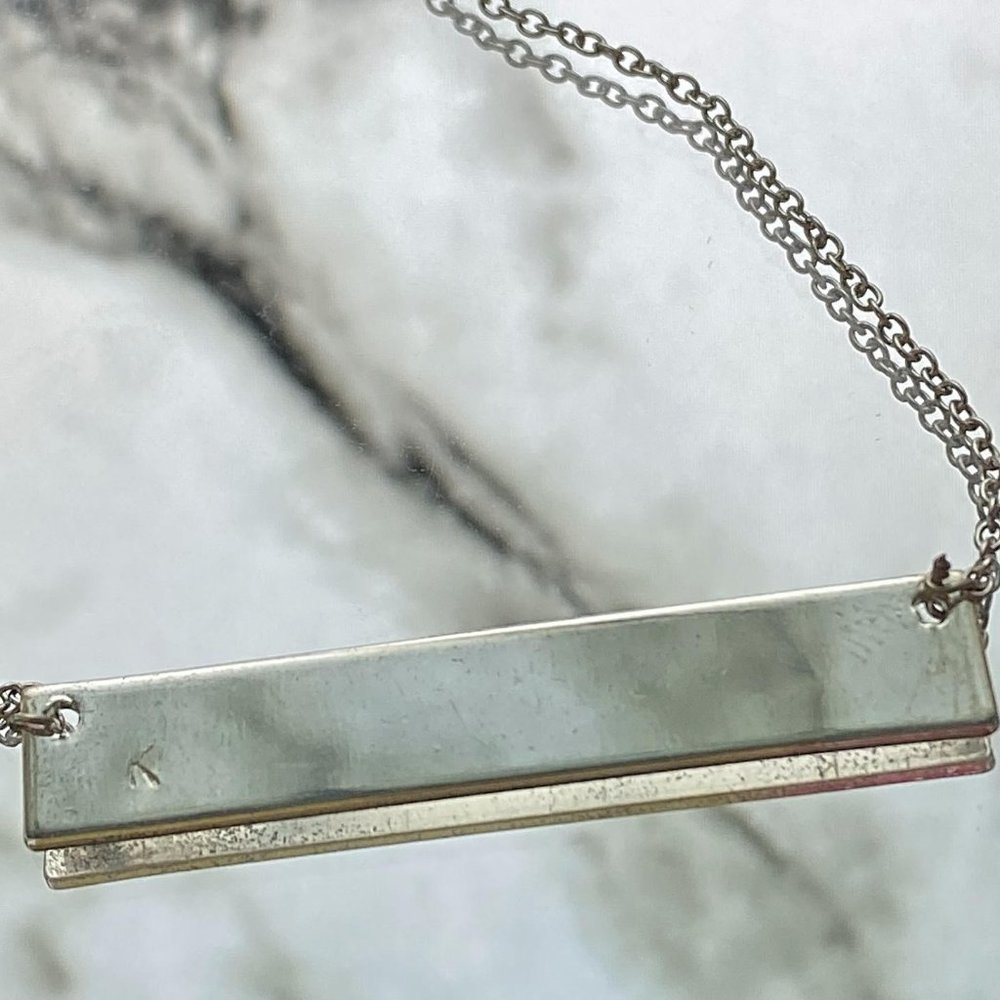 Silver necklace with bar. Can be engraved